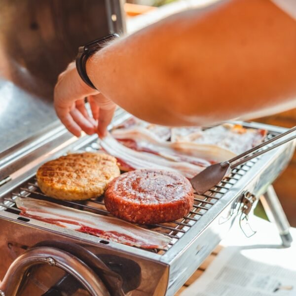 17 Tips For Choosing The Perfect BBQ Cover