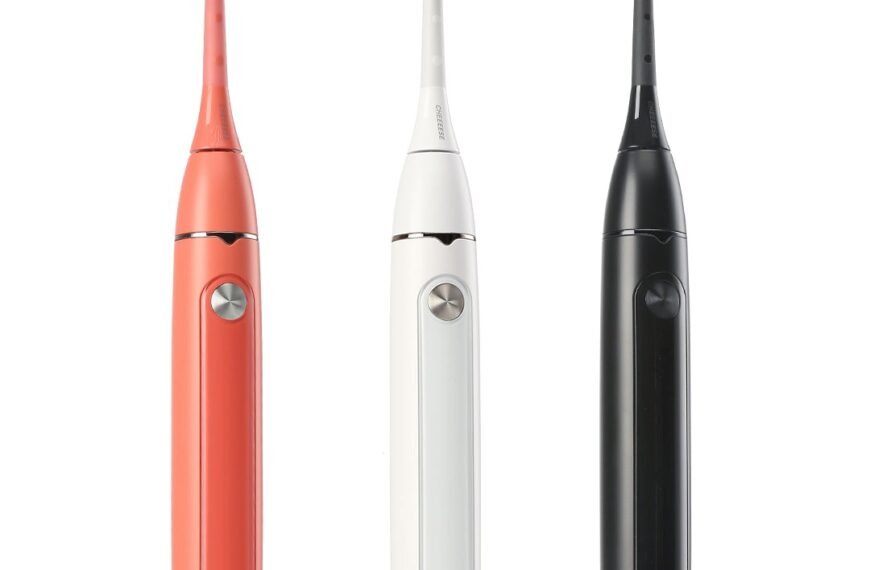 TRAVEL TOOTHBRUSHES