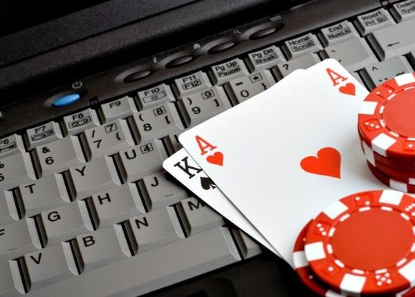 The Play Solitaire Game That Will Sharpen Your Mental Skills And Pass The Time