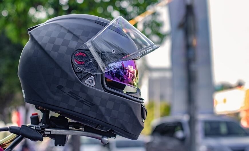 shop online for helmets with visors