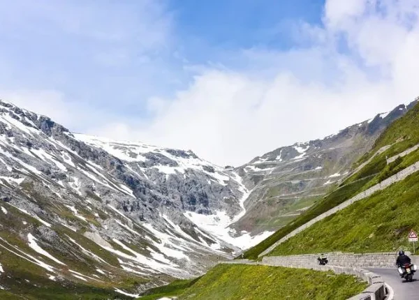 4 destinations you can explore by motorbike