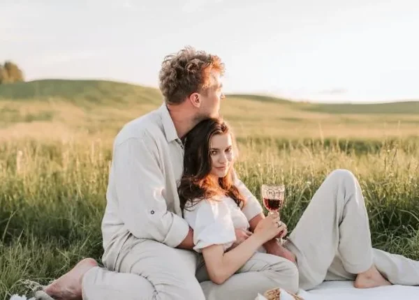 8 Perfect Date Ideas for Couples to Keep the Spark Alive