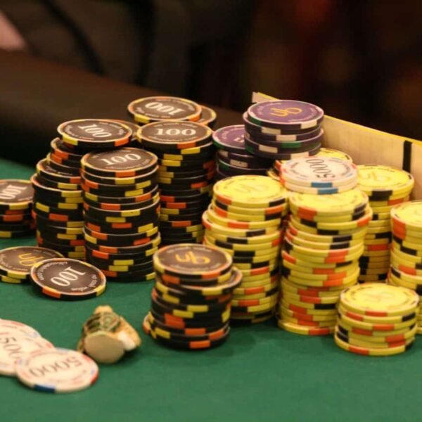 Are There Any Tournaments or Competitions Available at Online Casinos?