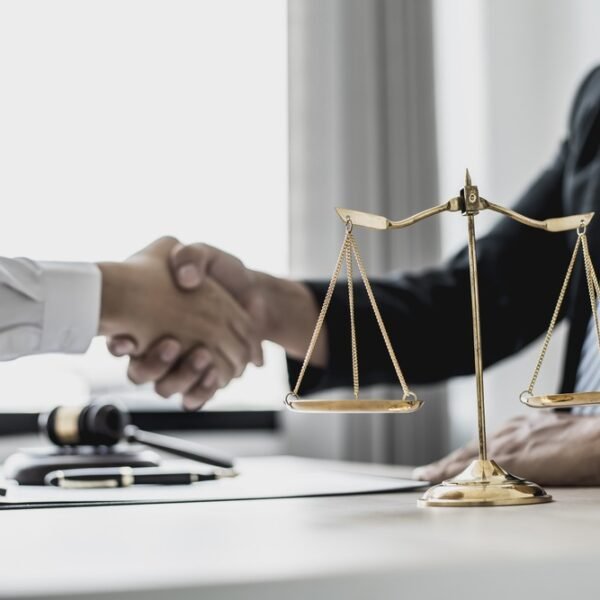 How to Hire a Work Injury Lawyer