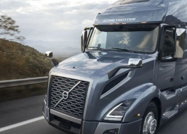 How To Choose The Right Bumper For Your Volvo VNL Interior